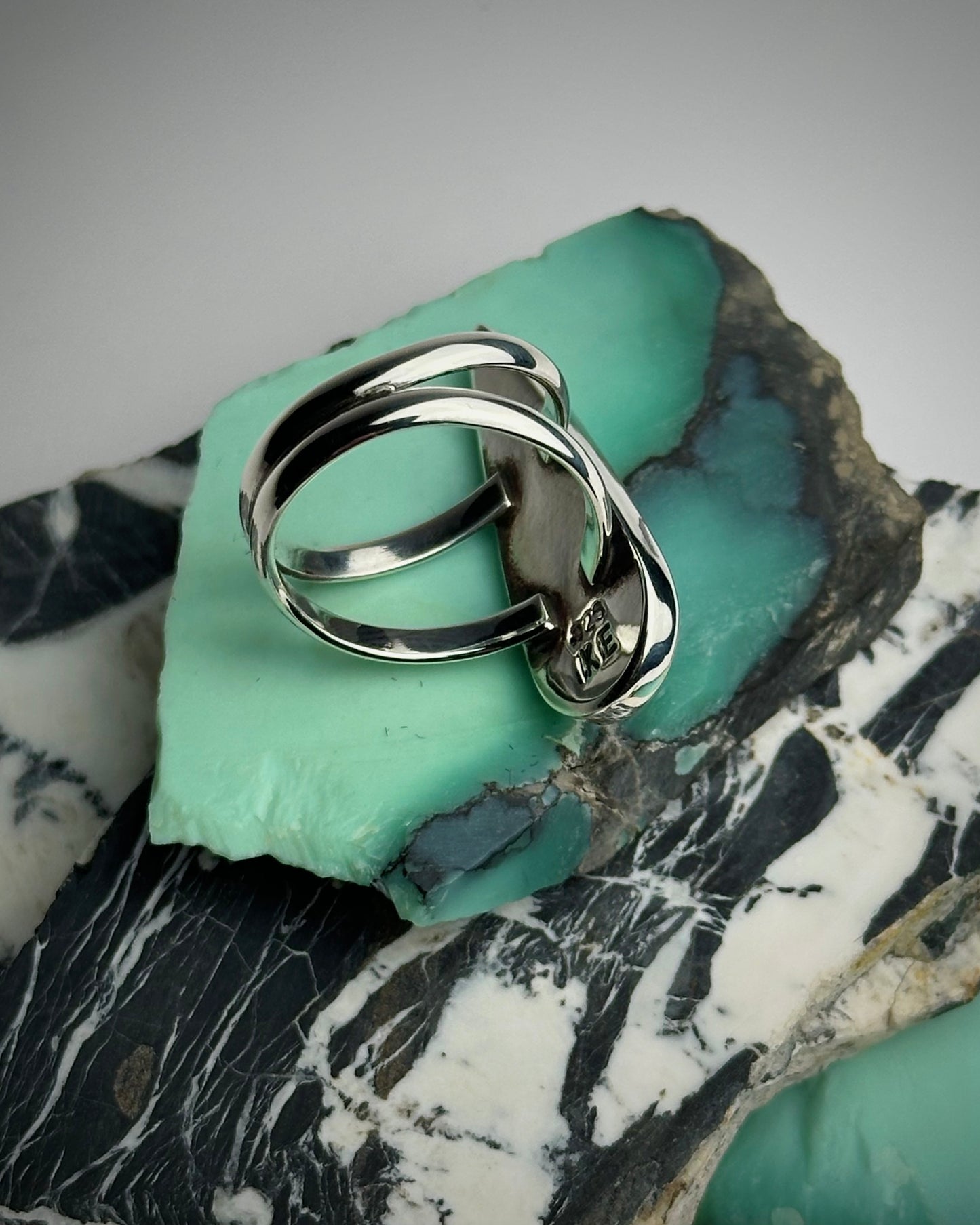 Buffalo Shadow Box Ring {size 7.5}