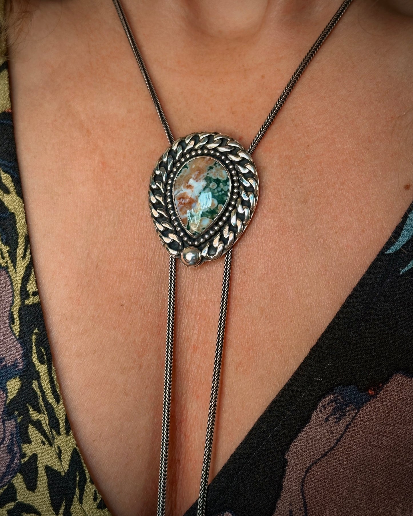 Ocean Jasper Bolo