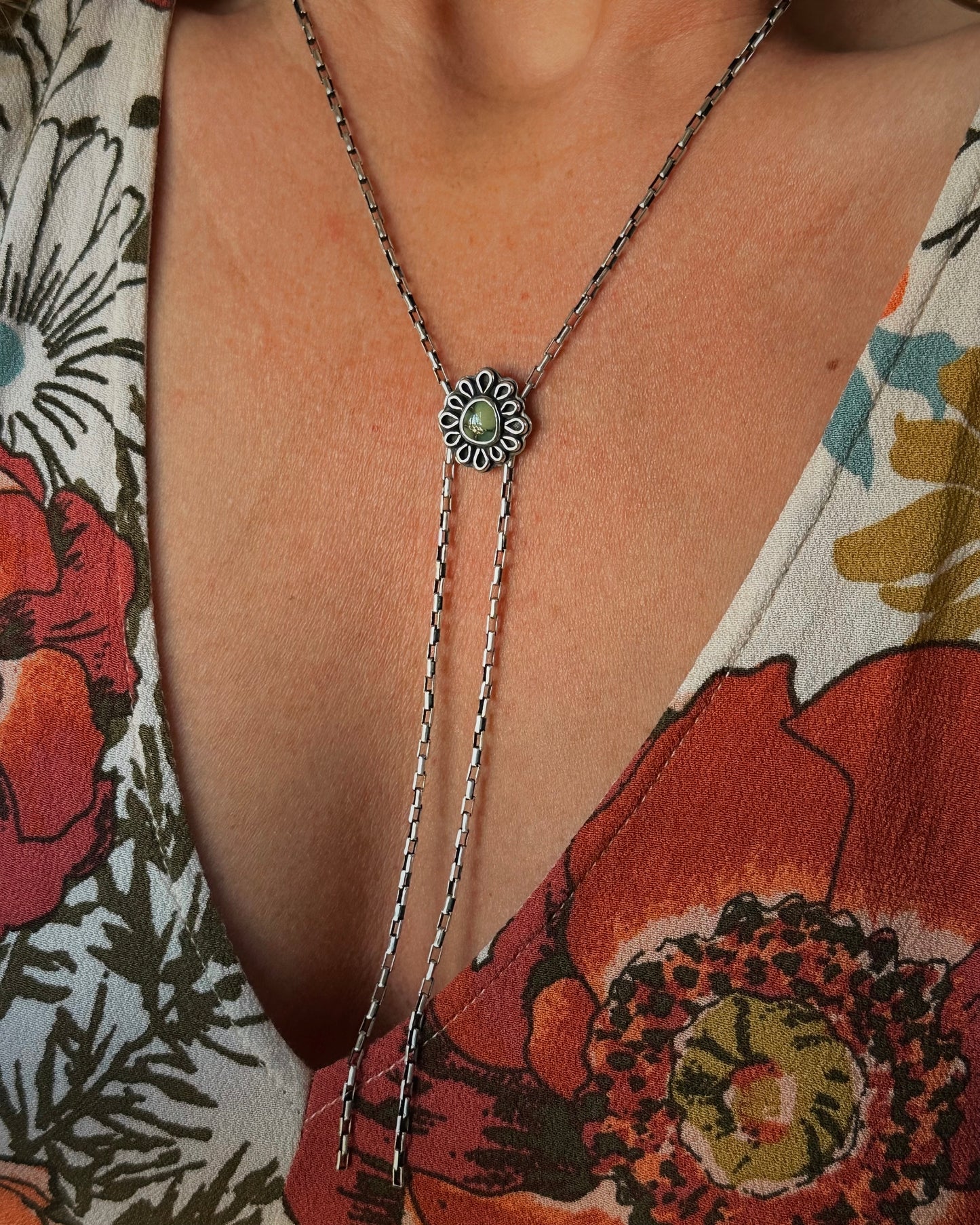 Snakeblossom Lariat