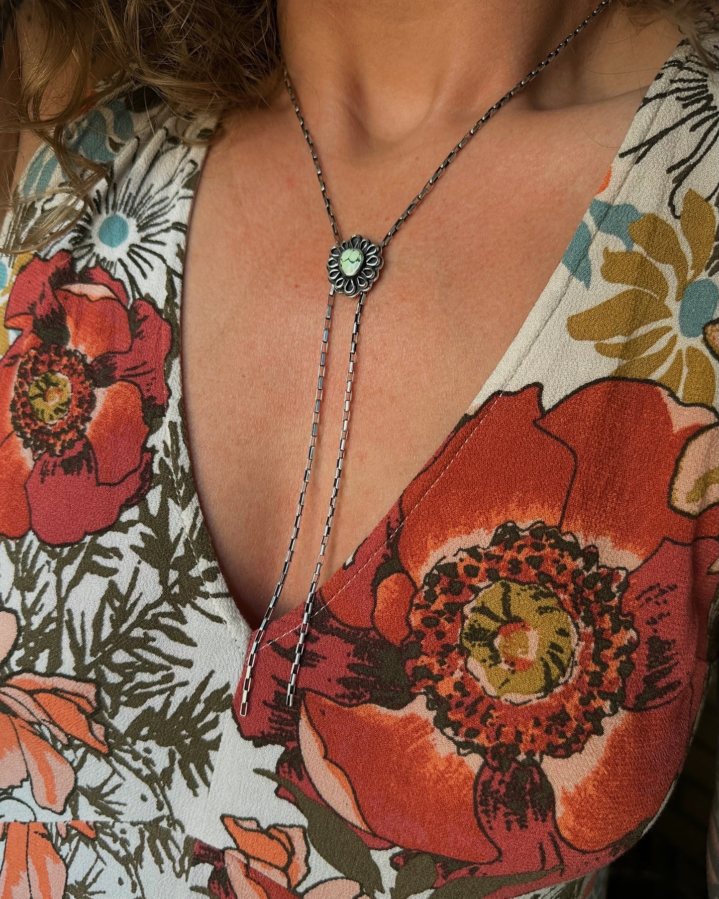 Outlaw Bloom Lariat