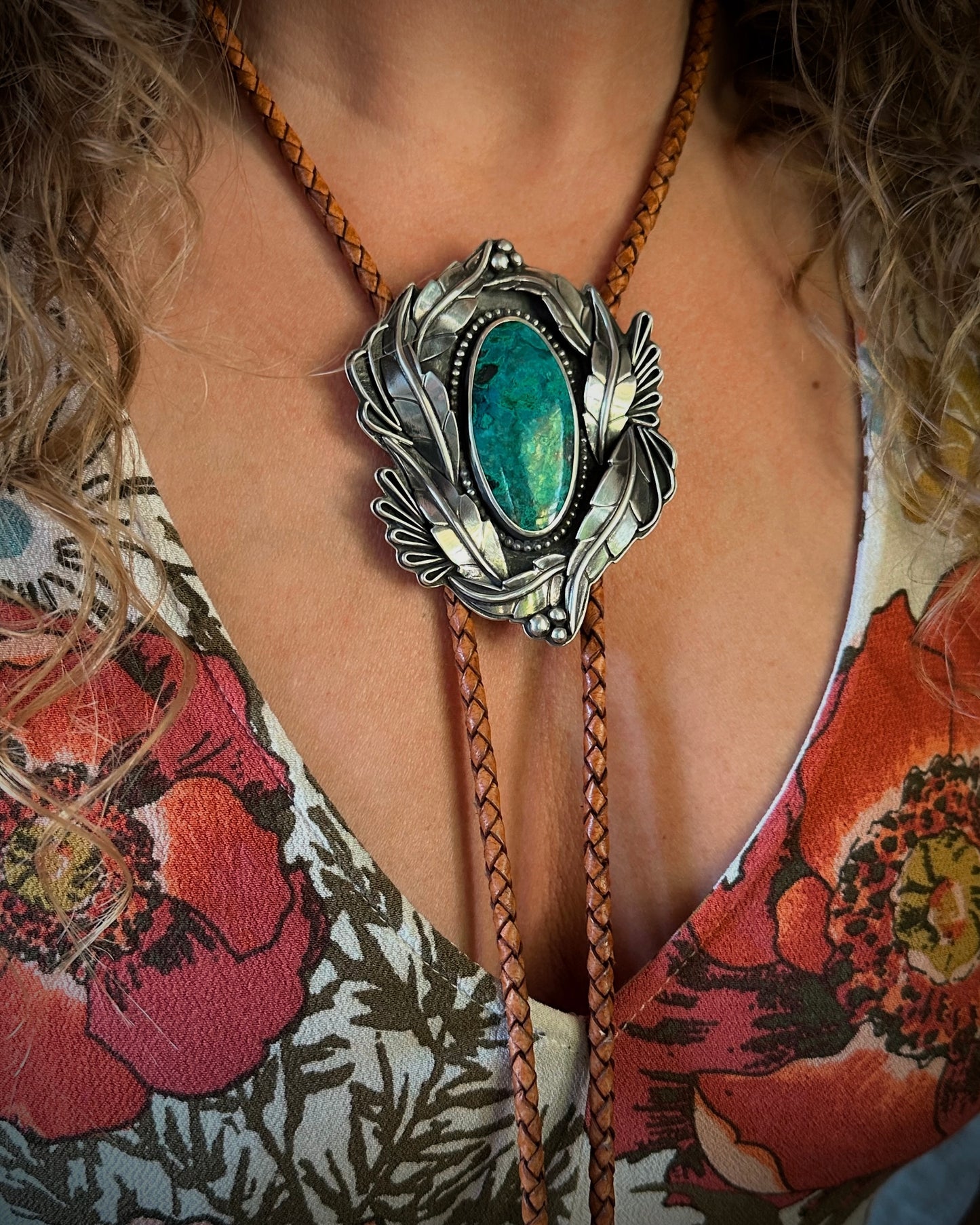 Femme Botanica Bolo Tie