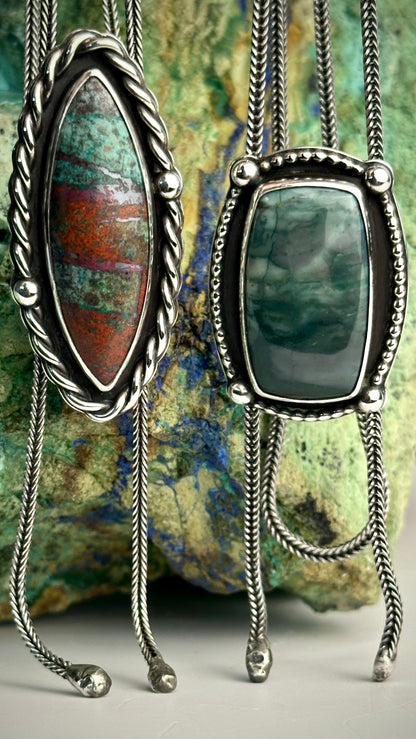 Skaggs Jasper Bolo
