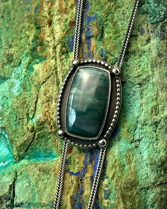 Skaggs Jasper Bolo