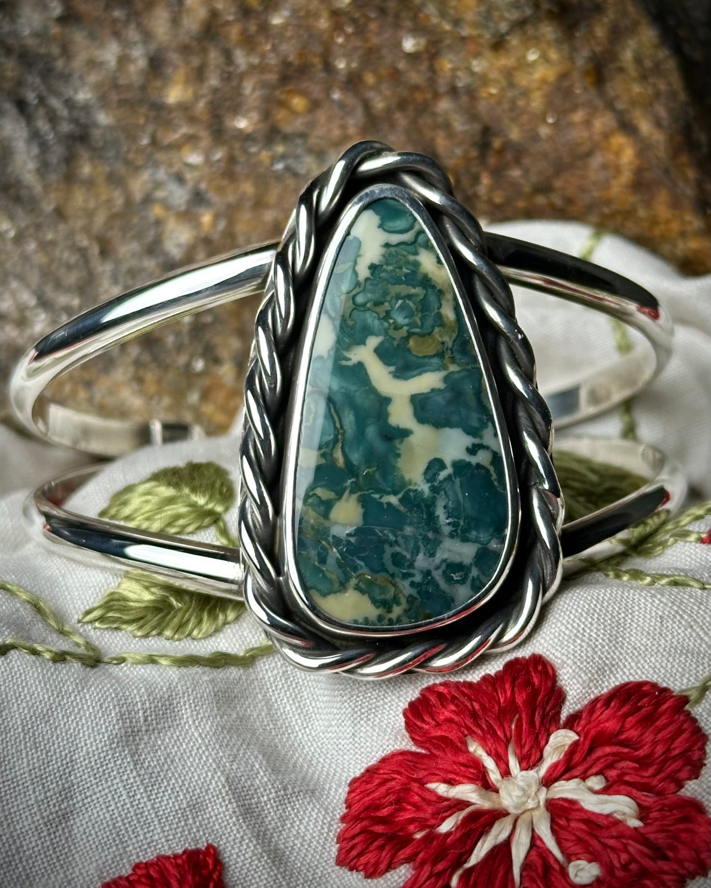 Hava Ridge Infinity Twist Cuff {5.5" around with 1" opening}