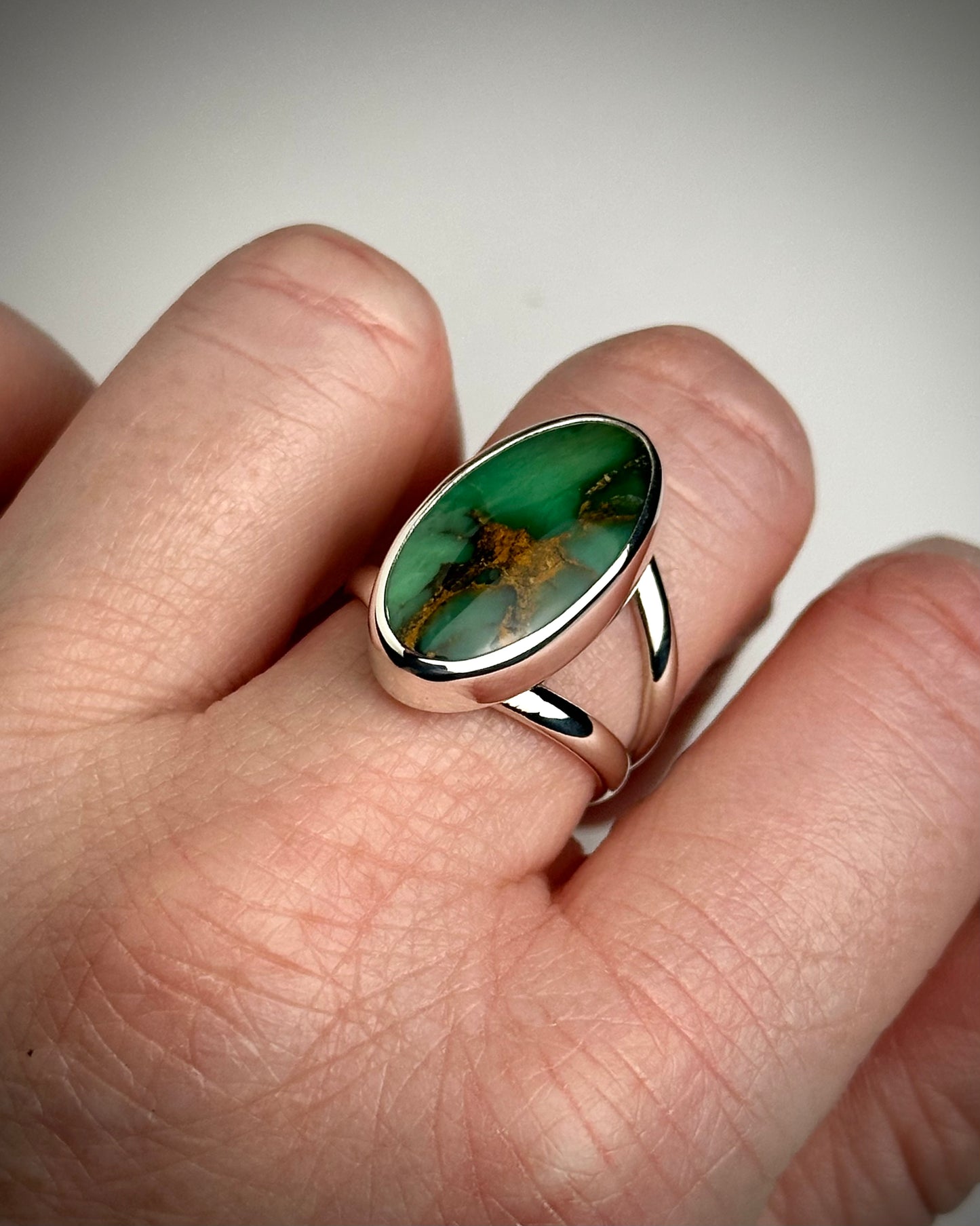 Australian Woodland Variscite Ring {sz 7.75/8}