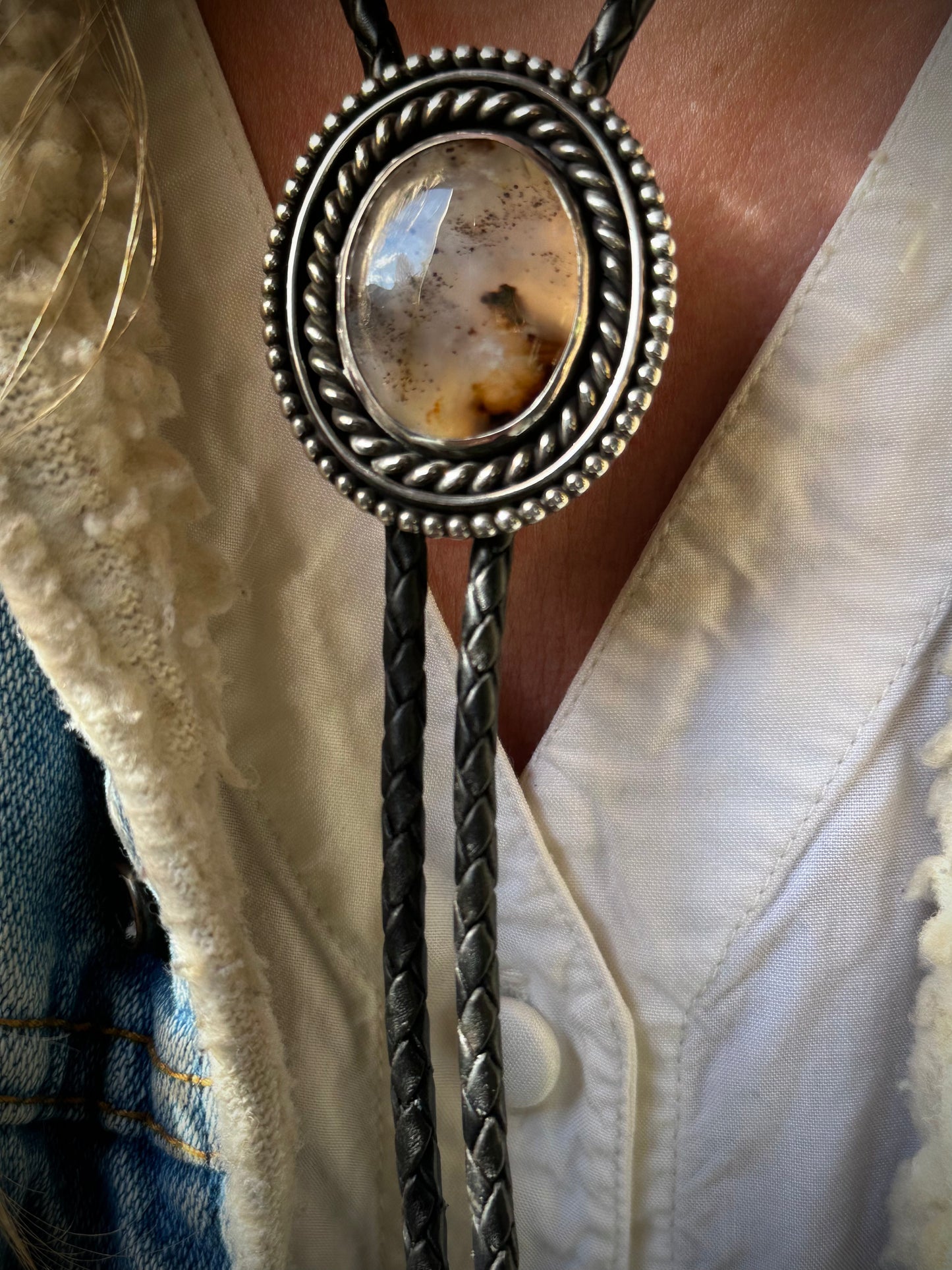 Timeless Montana Agate Bolo Tie