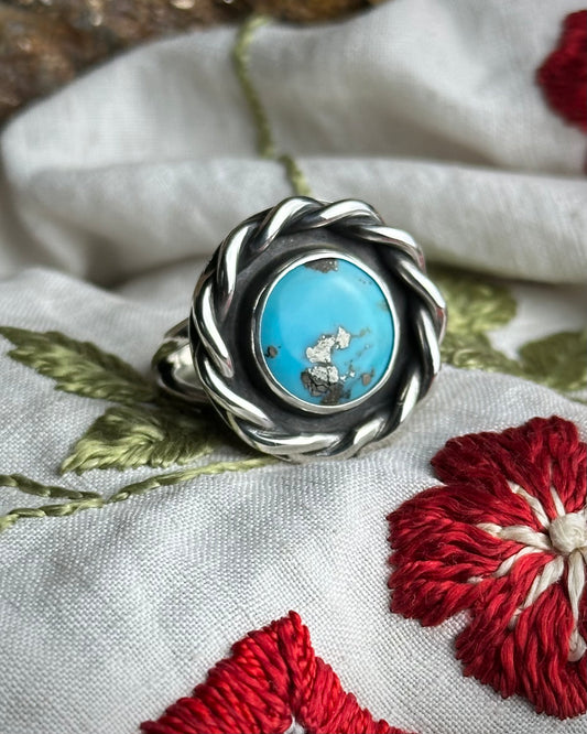 Nacozari Turquoise Roped Statement RIng {sz 8}