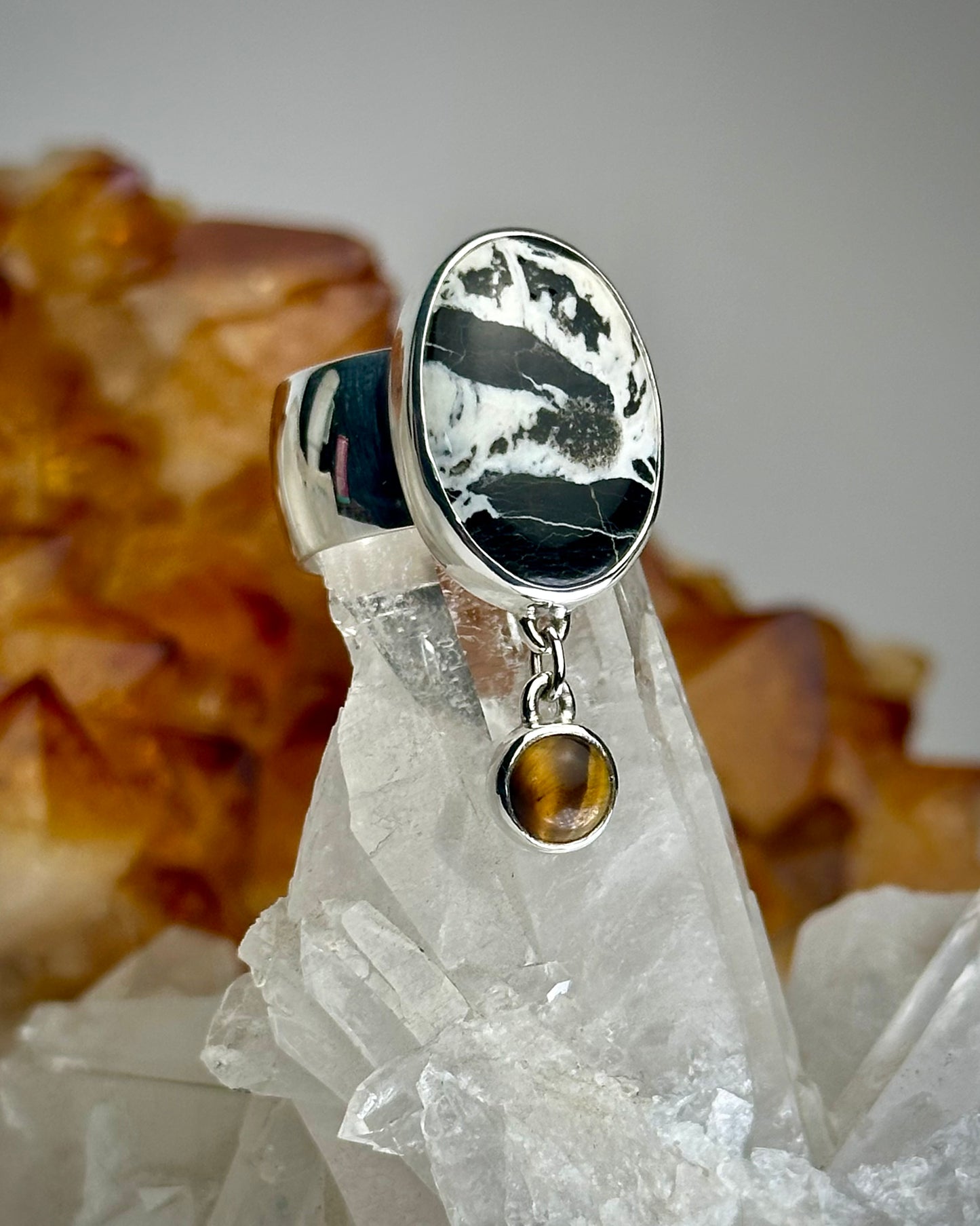 Sundown Charm Ring {sz 6/6.25}